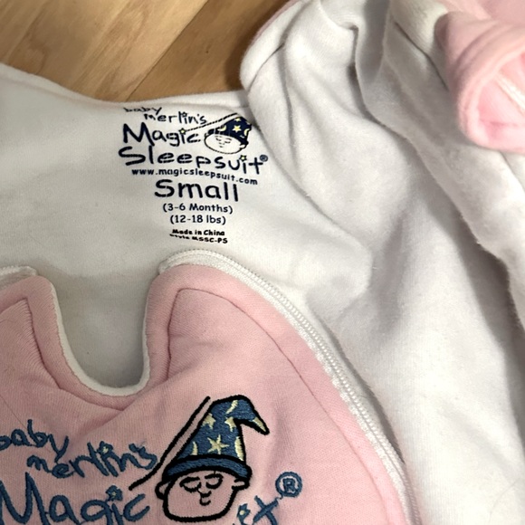 Two magic Merlin sleep suits - Picture 2 of 3